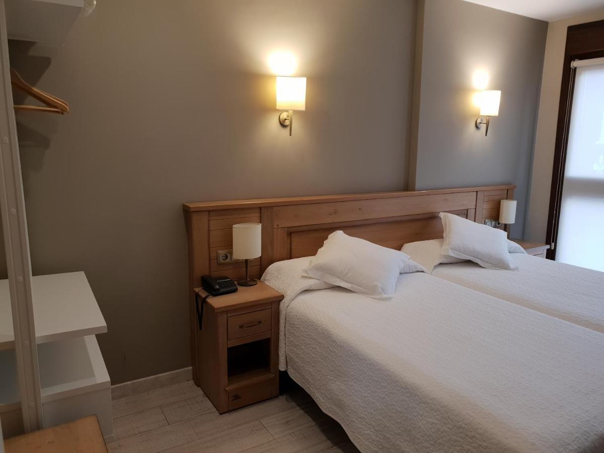 Hotel Alda A Boira Jaca Eksteriør bilde