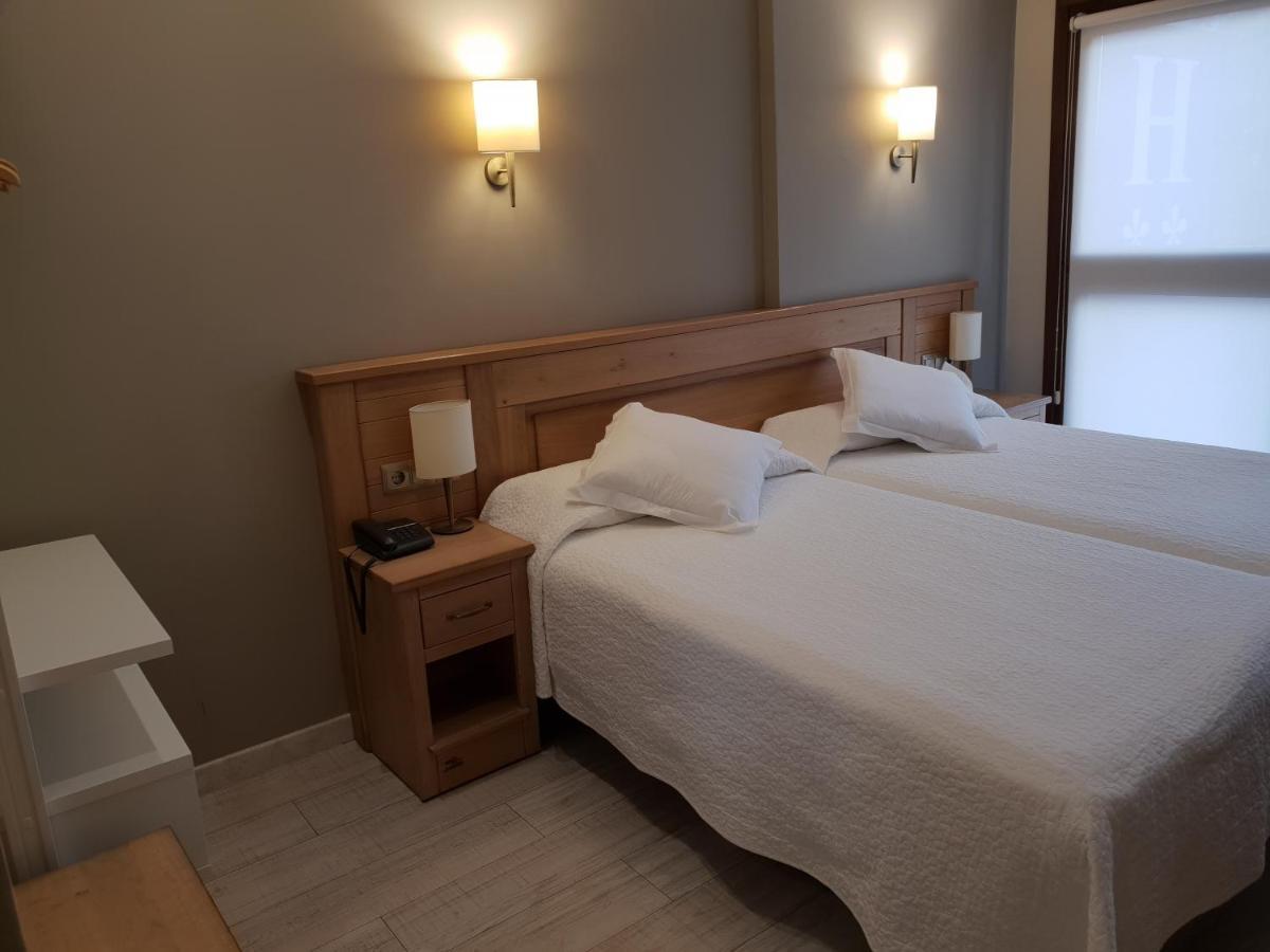 Hotel Alda A Boira Jaca Eksteriør bilde
